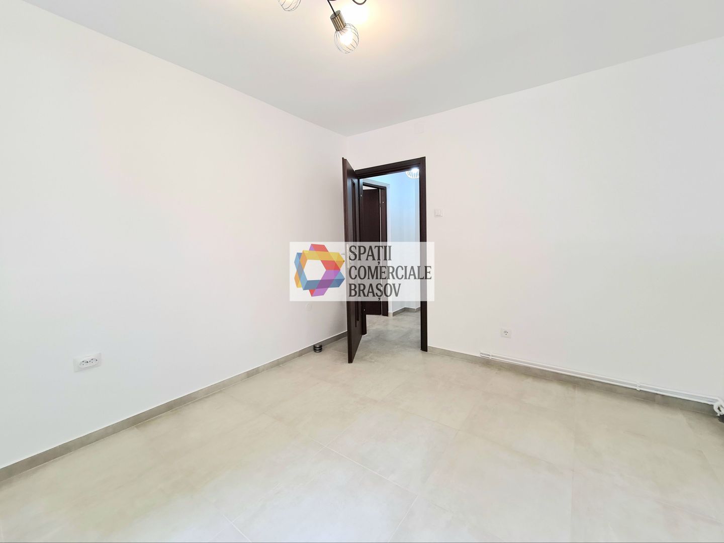 Spatiu comercial de închiriat Brasov - 60 mp # plus-imo.ro - Poză 3