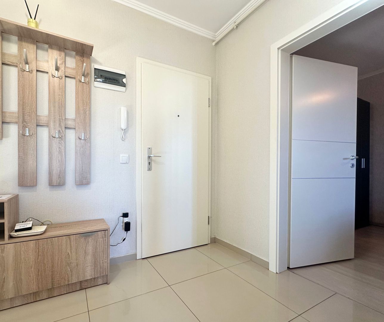 Apartament modern cu 2 camere și vedere spectaculoasă spre munți Avantgarden 3 - Poză 21
