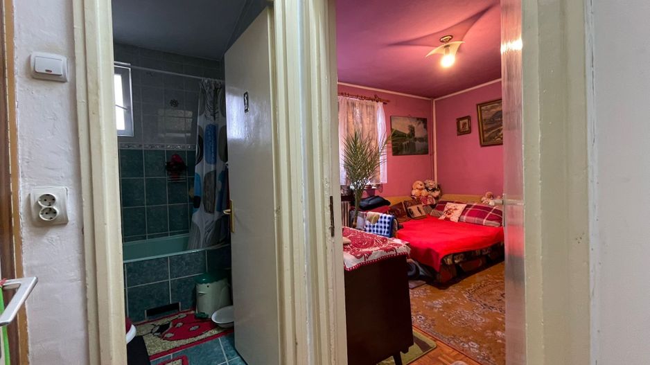 APARTAMENT CU 2 CAMERE, DECEBAL, ETAJ 3 - Poză 5