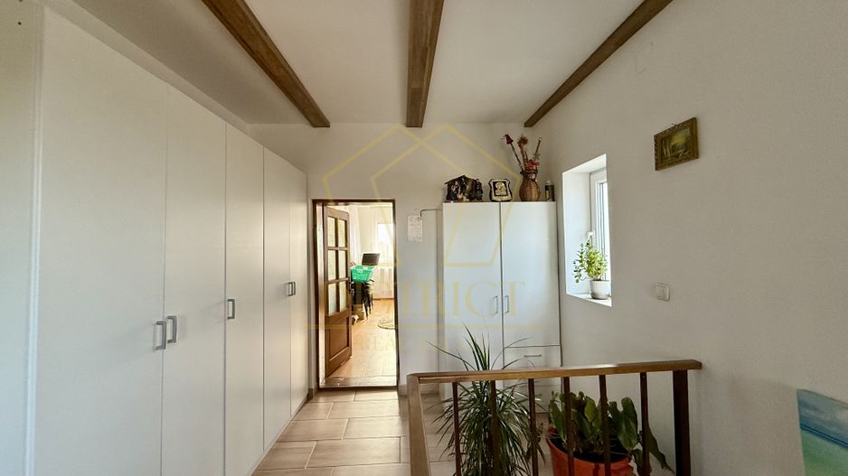 Duplex D+P+1E+M cu 7 camere | Utvin - Poză 17