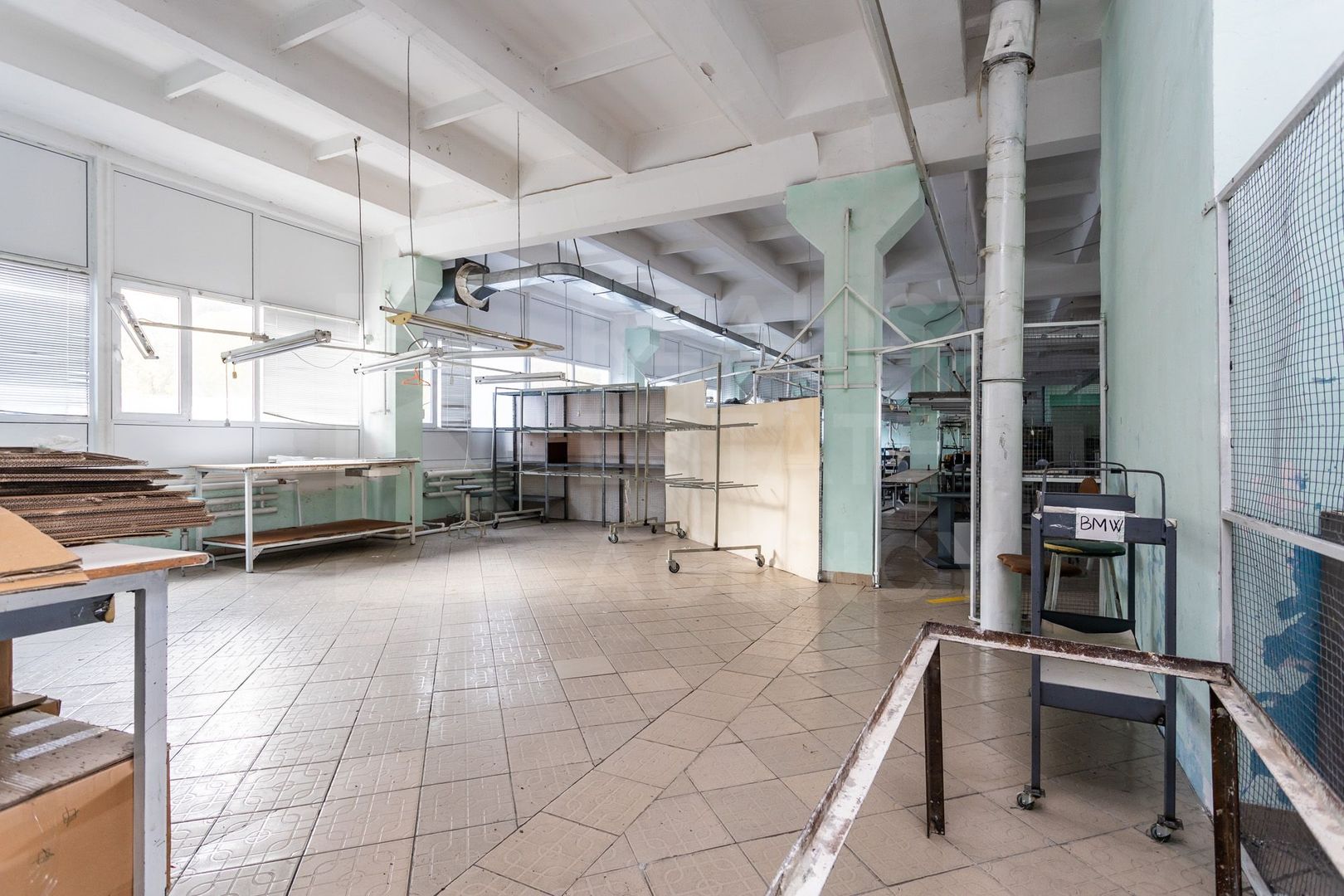 Chirie, spațiu industrial, 1000 mp, str. Sprîncenoaia, Centru - Poză 18