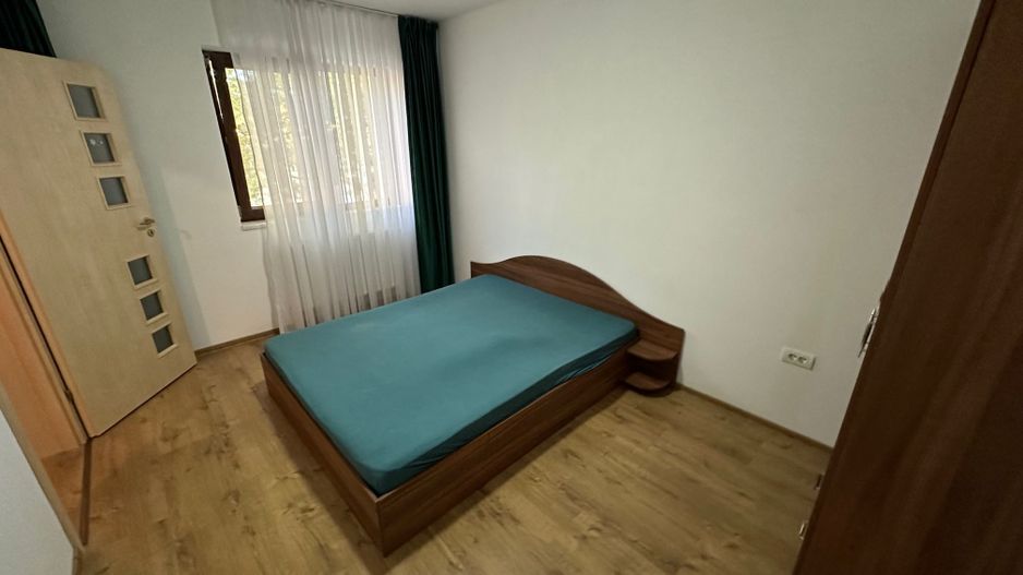 Casă / Vilă cu 4 camere de vanzare  în zona Aradului - Poză 13