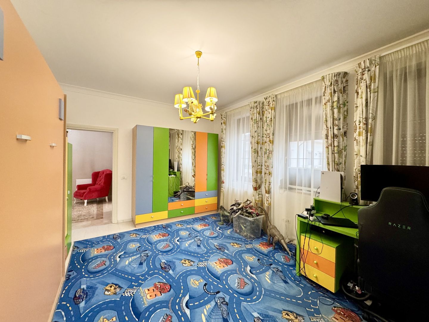 Vila lux cu 1000 mp teren pe Erou Iancu Nicolae langa Jolie Ville - Poză 19