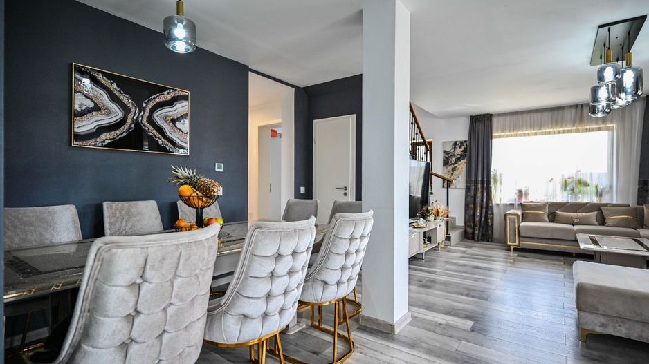 Casa individuală de vânzare Sânpetru, 5 camere, garaj, foișor, curte - Poză 5