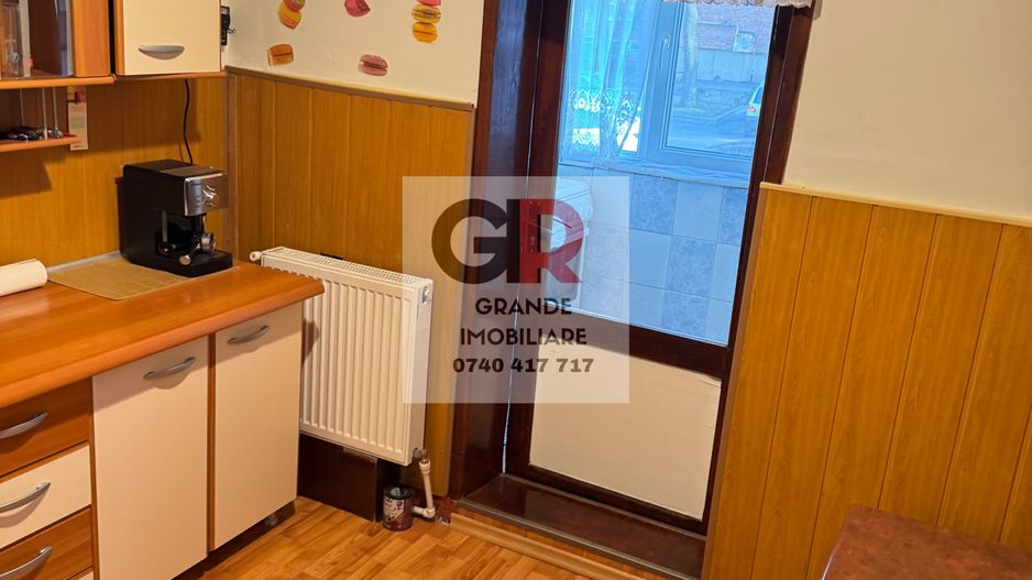 Apartament 3 camere, parter, cartier E3, centrala pe gaz - Poză 10