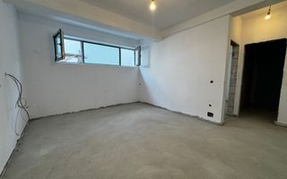 OPORTUNITATE | 2 CAMERE CU CURTE 80 MP | INTIMITATE ȘI CONFORT ÎN ORAȘ - Poză 2