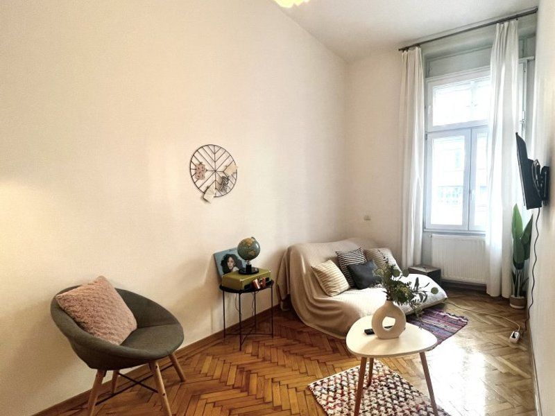 Apartament 2 camere, stil boem și elegant,  chirie icu vedere la Operă - Poză 4