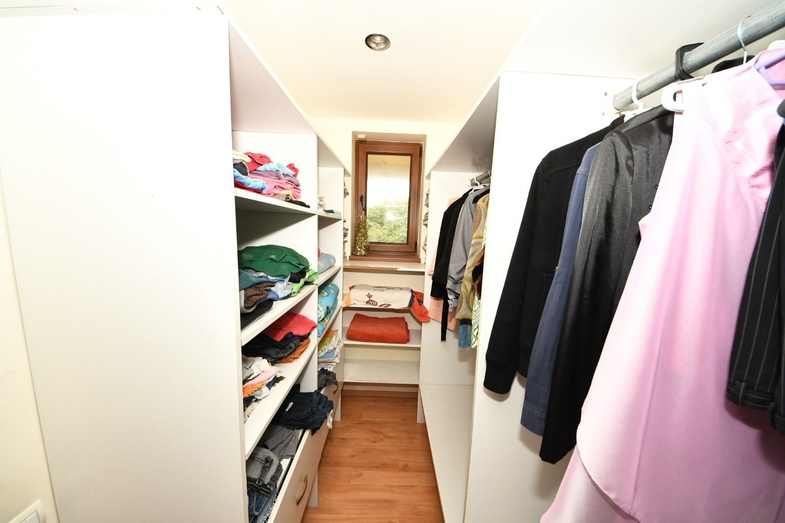 Vila spatioasa, constructie solida, zona micro 17 – Galati - Poză 6