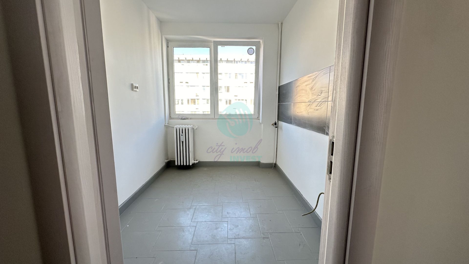 3 camere langa METROU - Poză 10