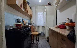 Apartament 3 camere Dacia, etaj 3, fara risc, pe mijloc - Poză 6