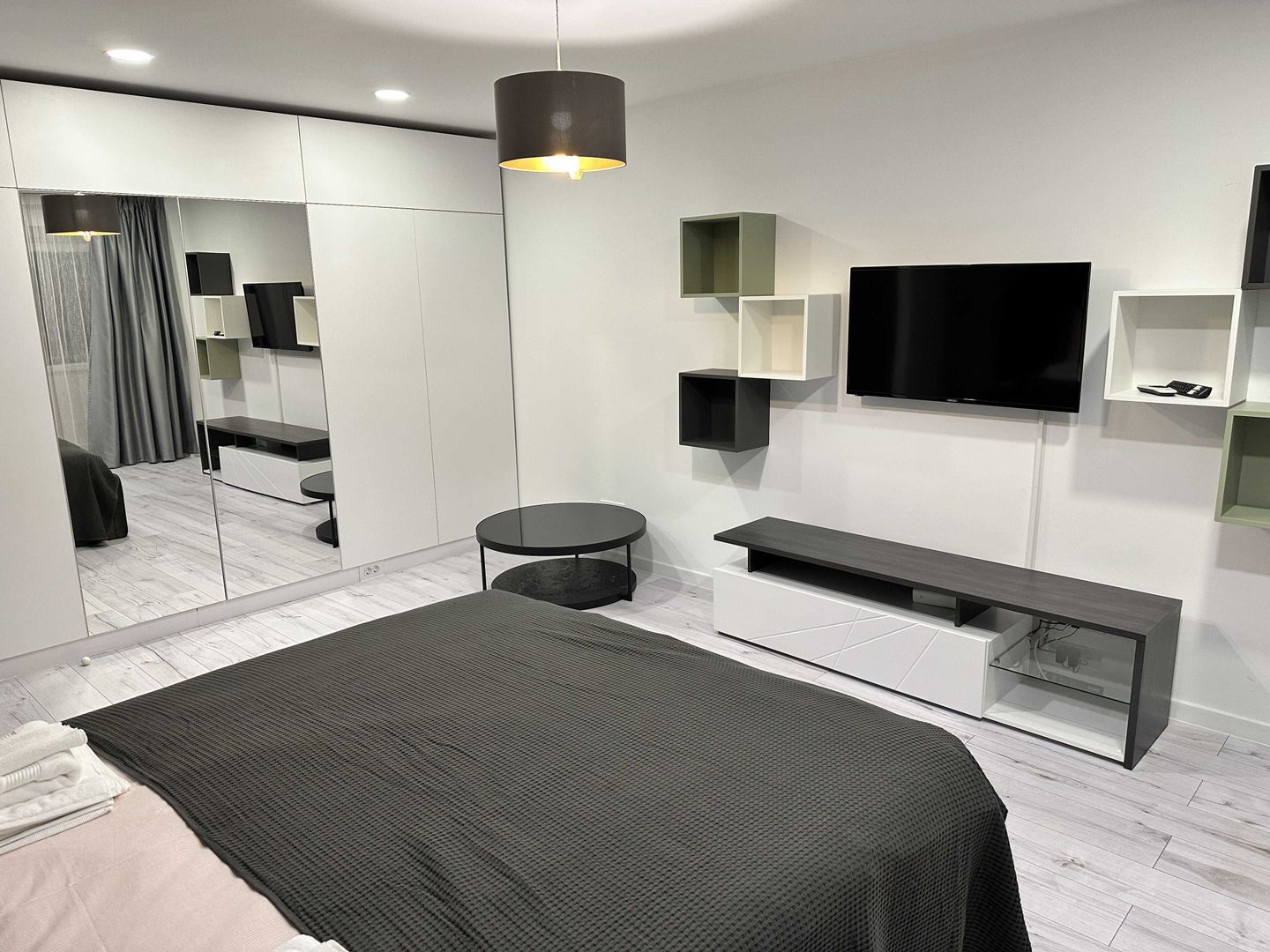 De inchiriat Garsoniera Timpuri Noi - Poză 1