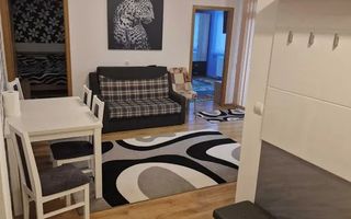 Apartament cu 3 camere in zona centrala - Poză 1