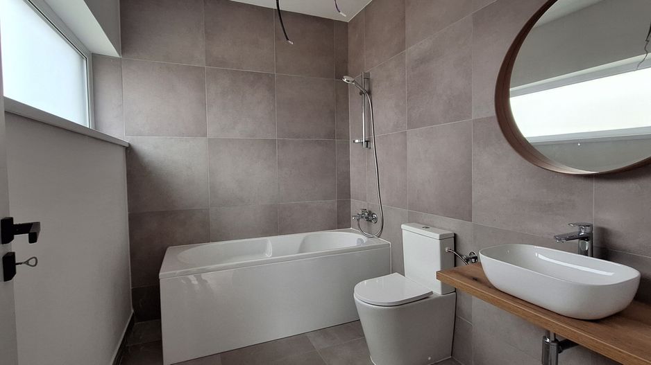 Duplex Parter cu 3 camere - Poză 1