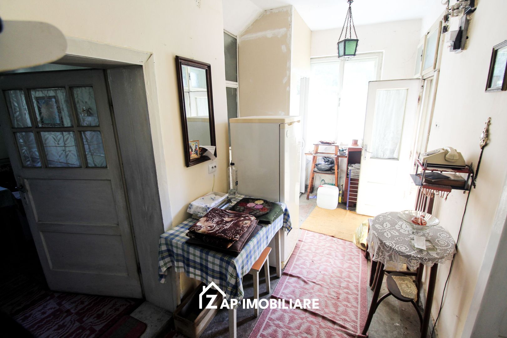 Cartierul 7 Noiembrie - Casă P+E Solidă - Singu - Poză 5