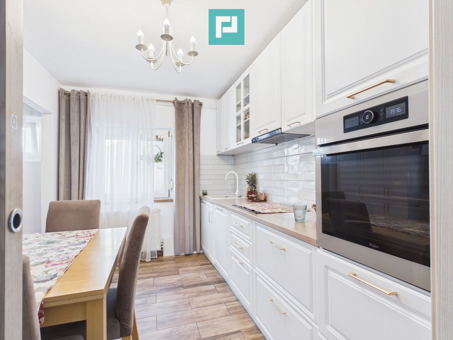 Apartament superb cu 5 camere, in Vlaicu - Poză 4