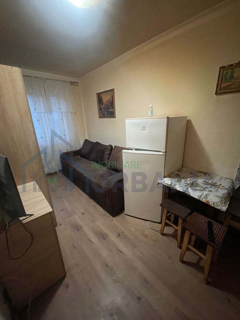 Apartament 2 camere, decomandat, zona Liceul Procopiu, Iași - Poză 1