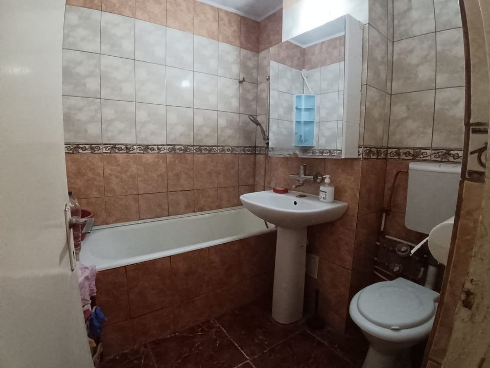 Inel I - Vanzare apartament cu 3 camere, etaj 1. - Poză 7
