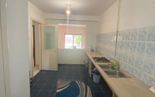 Casa de vânzare/închiriere zona Lunei - Poză 22