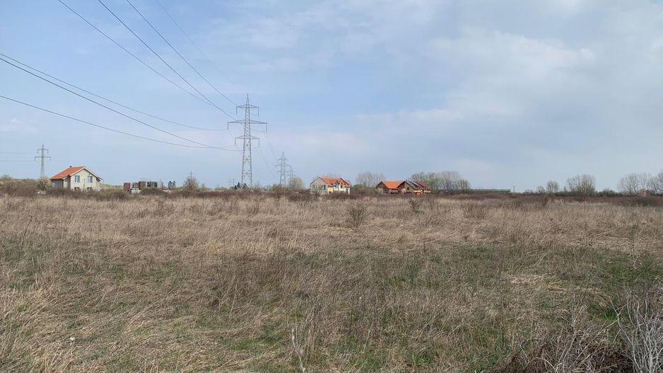 4 ha teren intravilan – oportunitate investițională - Cartier Plopi - Poză 1