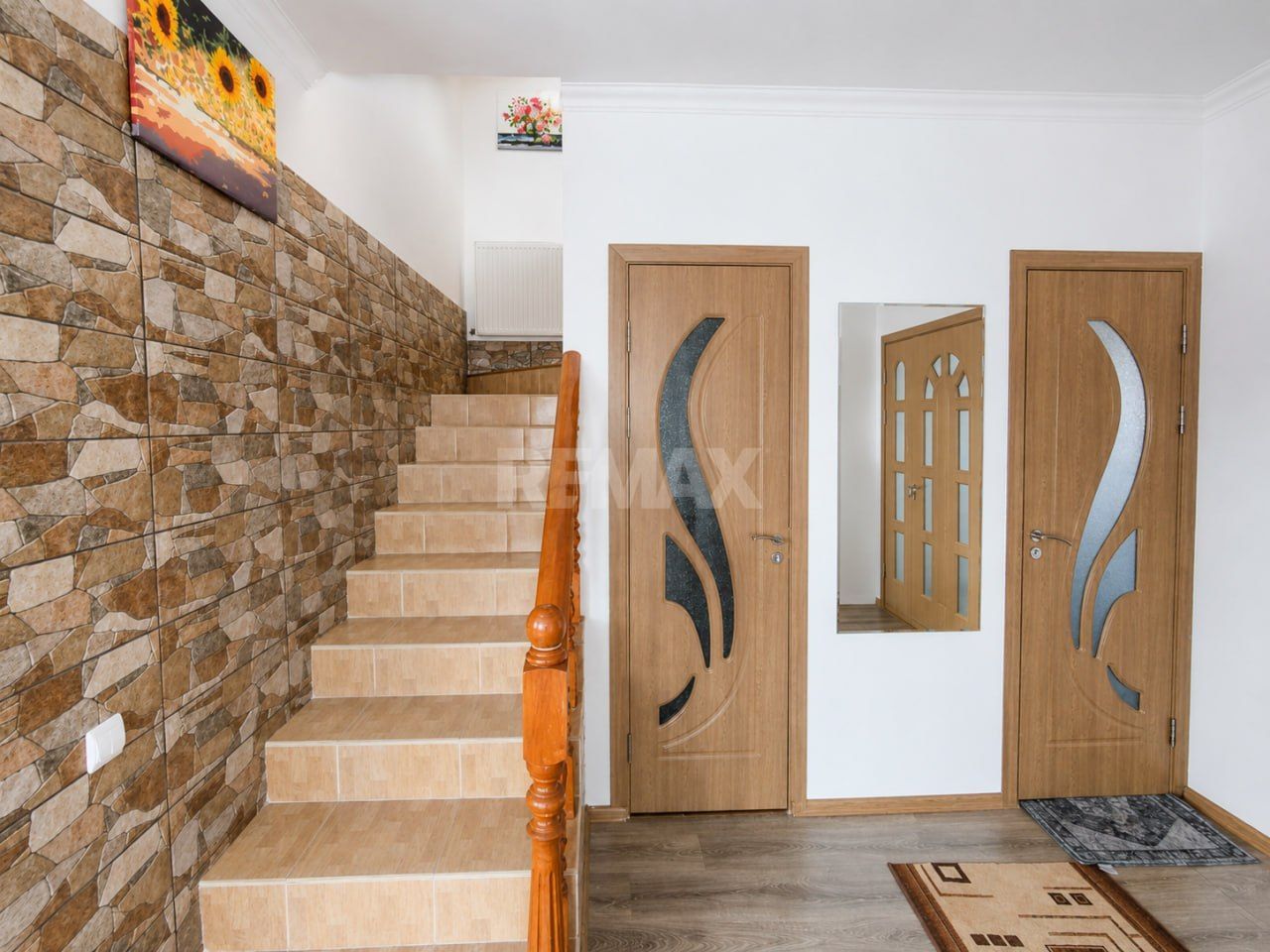Casă generoasă cu 2 Nivele și confort modern – 10 Ari, Băcioi (sat Frumușica) - Poză 12