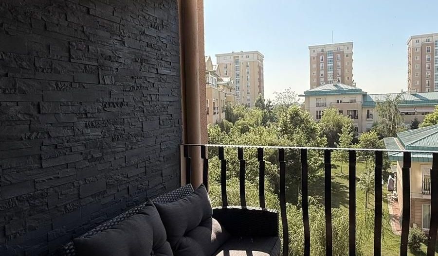 Apartament decomandat 3 camere | Cosmopolis | Parcare - Poză 2