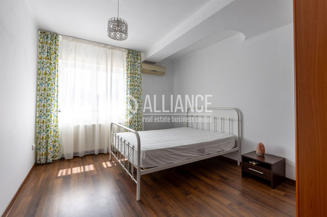 Mamaia Nord - Duplex 5 camere in Vila mobilat,utilat-Constanta - Poză 12