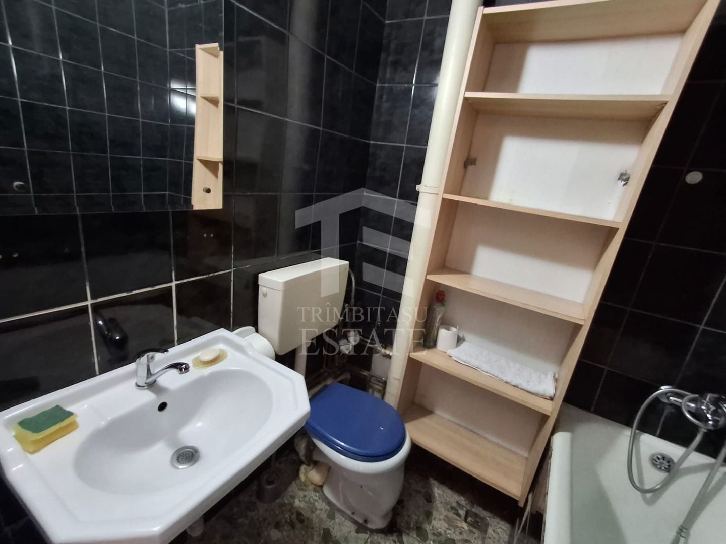 Apartament de vanzare 2 camere decomandat   Luica 35. - Poză 8