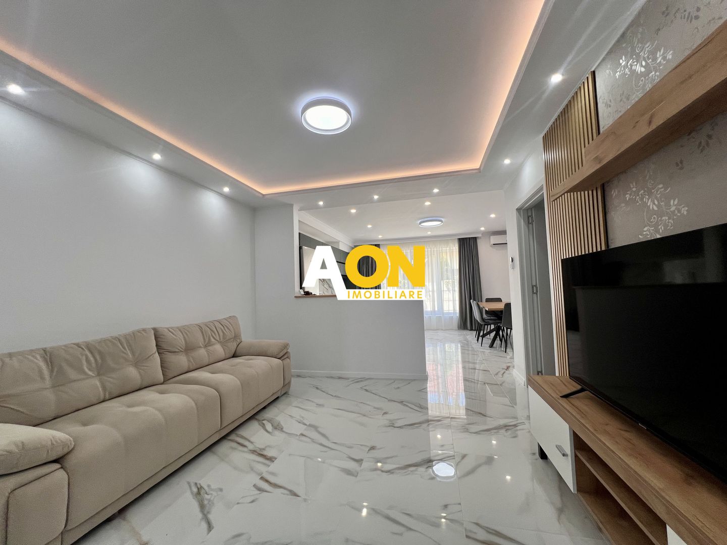 Apartament 2 Camere | ULTRAFINISAT | Zona centru - Poză 1