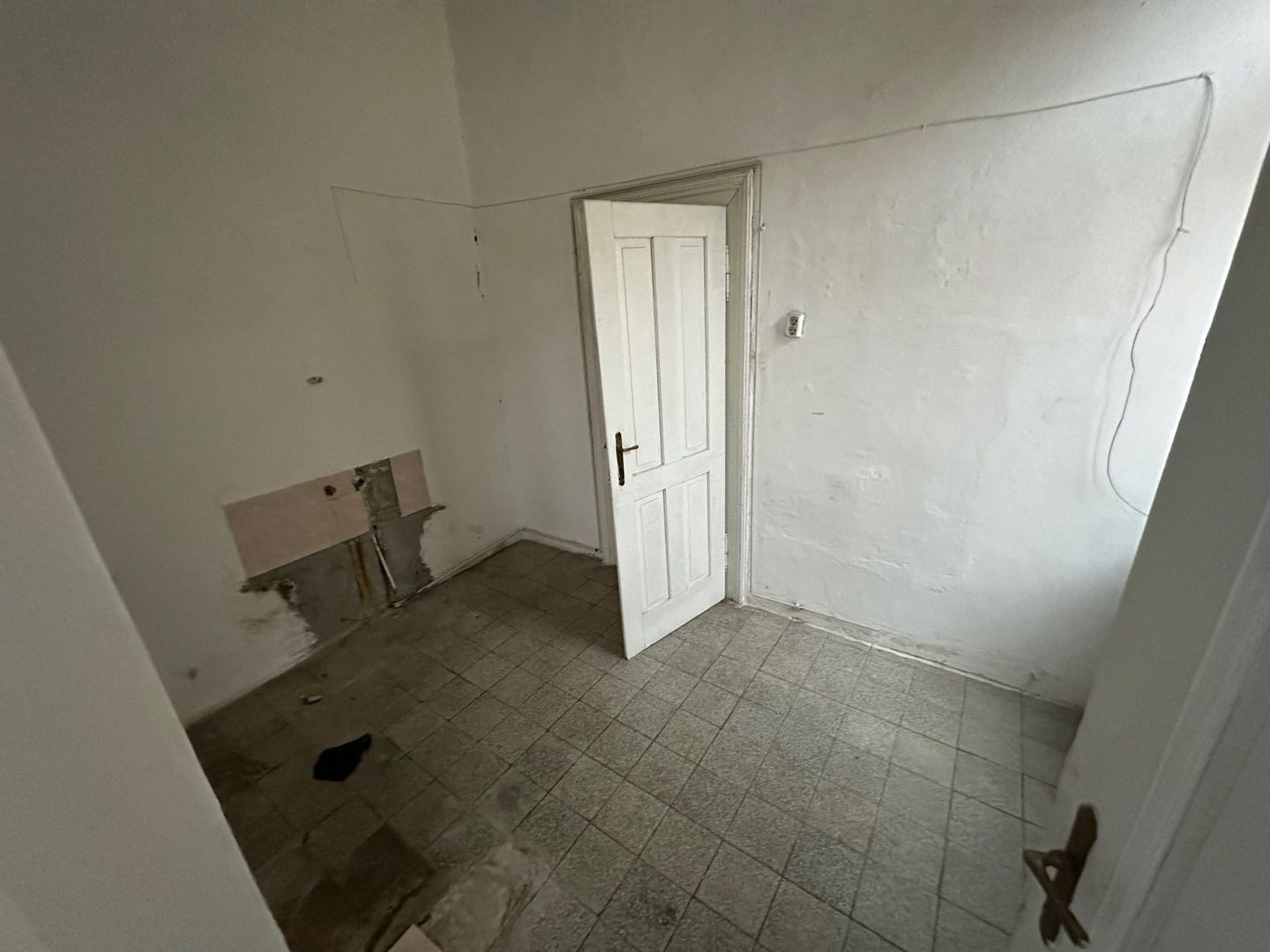 Cladire pretabila birouri / gradinita - Poză 19