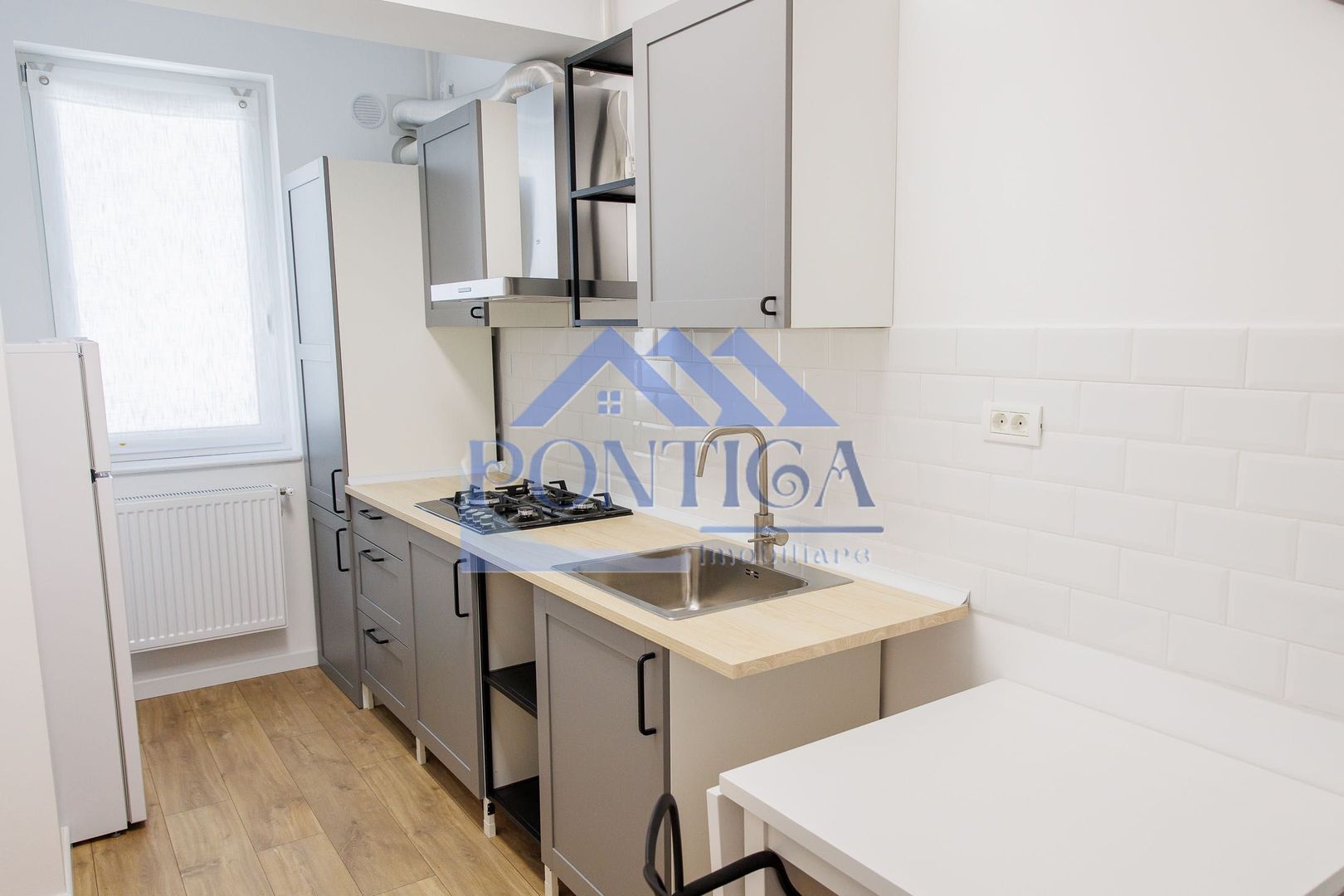 Închiriez studio cu loc de parcare - zona Campus Constanta - Poză 5