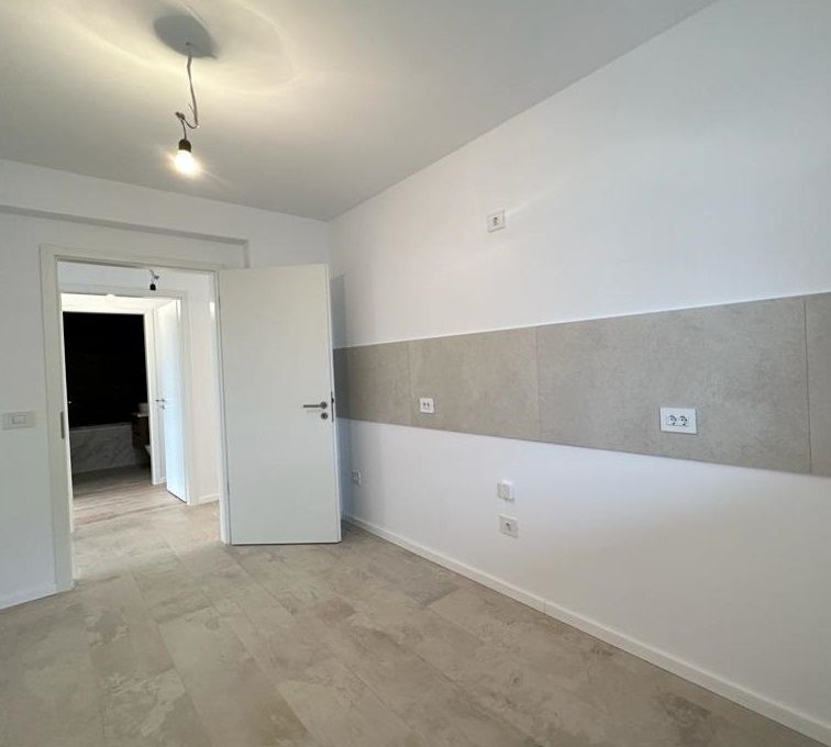 Vindem apartament 3 camere faza 5 Coresi Avantgarden - Poză 10