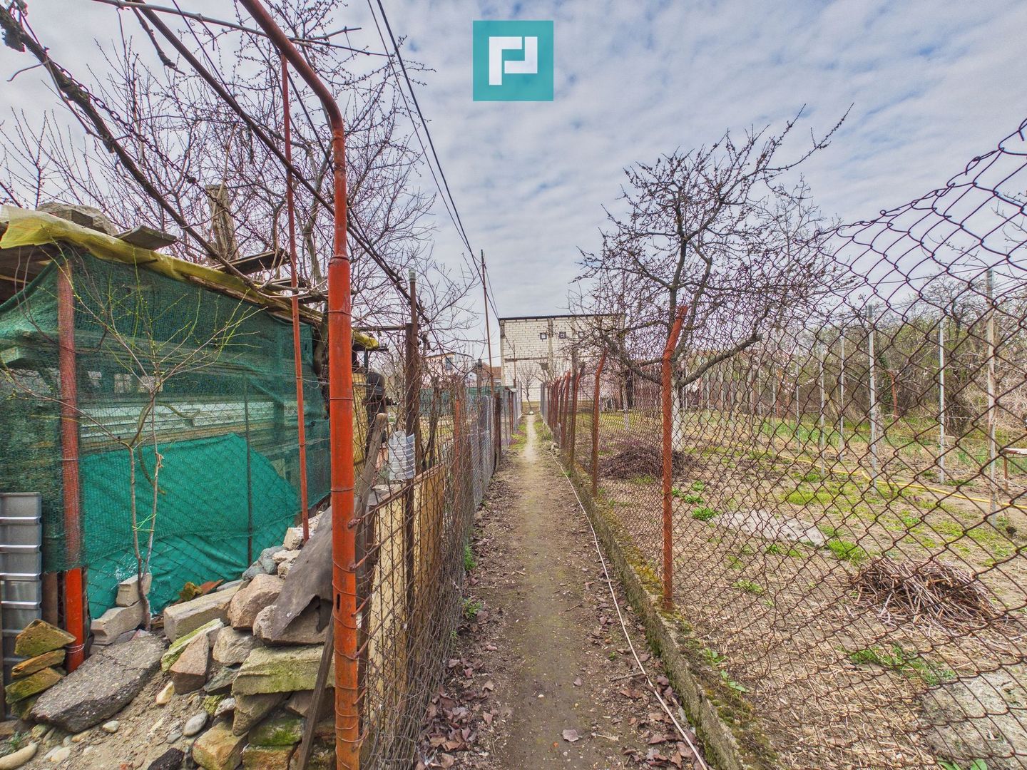 Apartament la curte comună în Aradul Nou - Poză 13