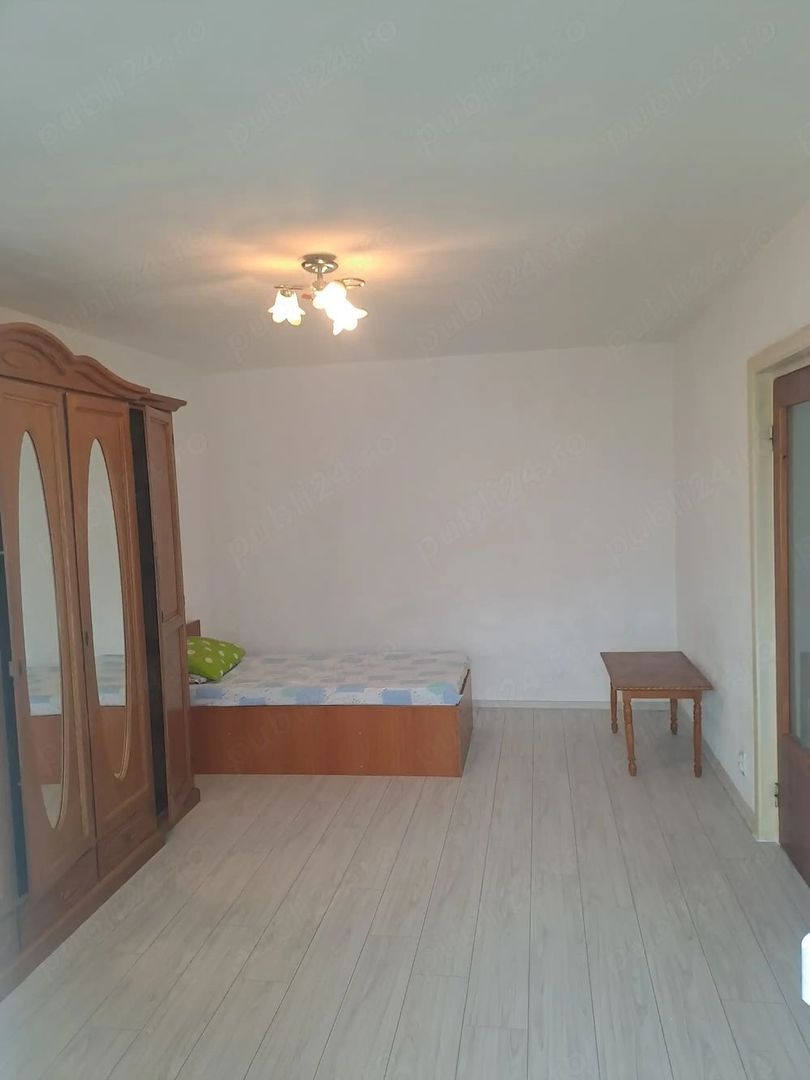 2 camere decomandat, renovat, bloc reabilitat, langa Auchan Titan - Poză 3