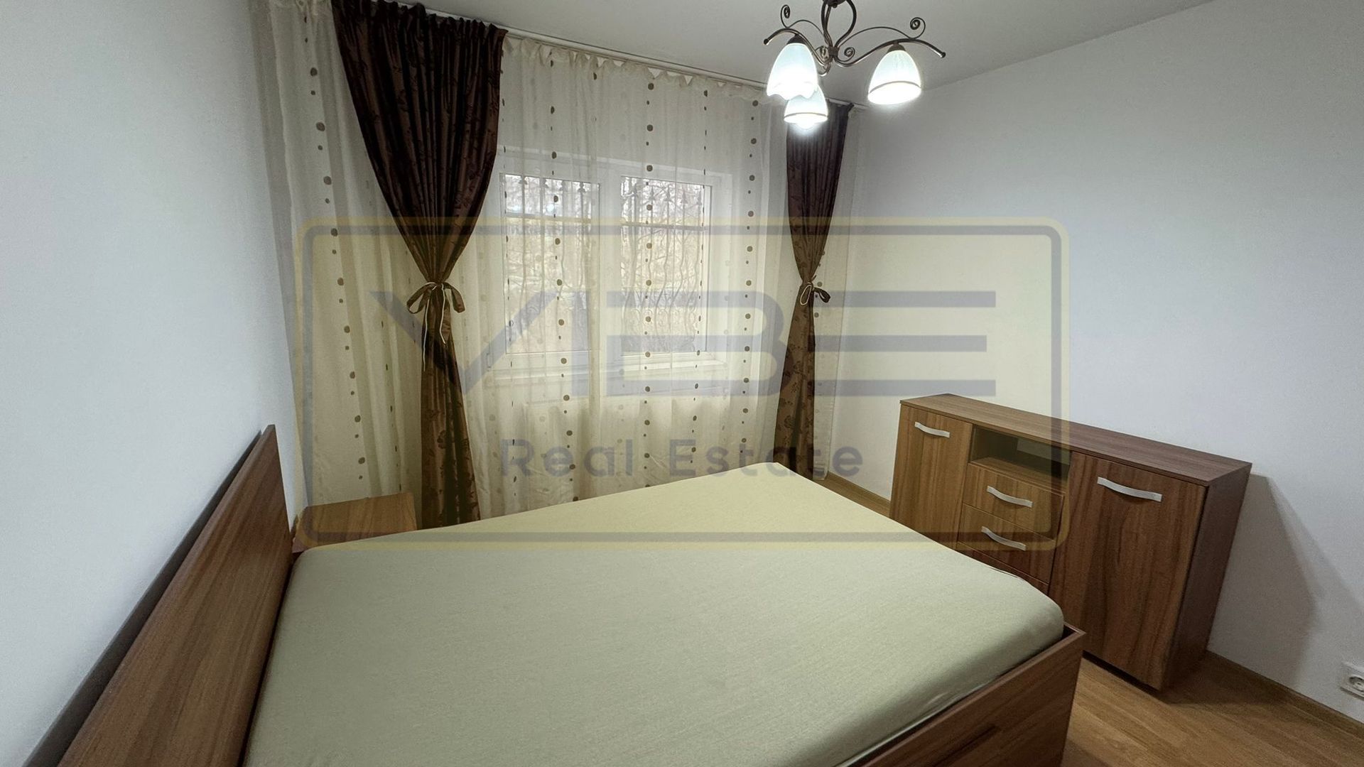 Apartament 2 camere decomandat zona Dacia -Scoala Cosbuc - Poză 2