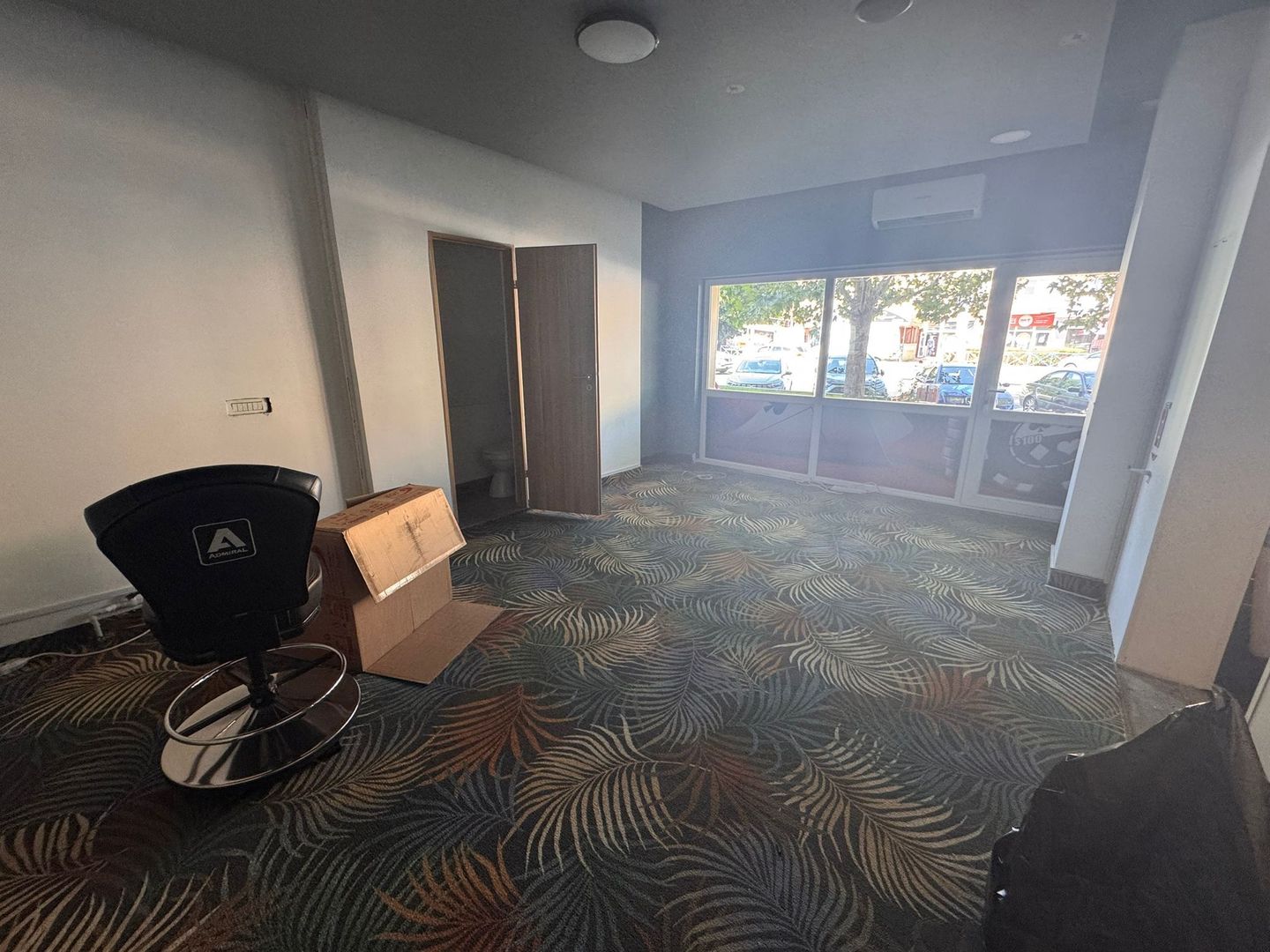 Spatiu Comercial Bragadiru | Stradal | Centru - Primarie - Poză 6