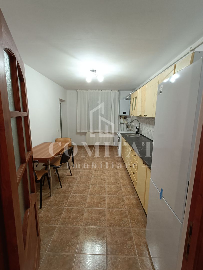 Apartament 4 camere | Confort sporit | Parcare | Zona străzii Cometei - Poză 8