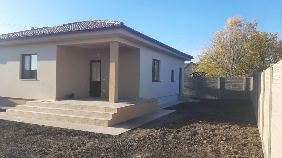 Casa individuala com Peciu Nou-  loc. Dinias - Poză 5