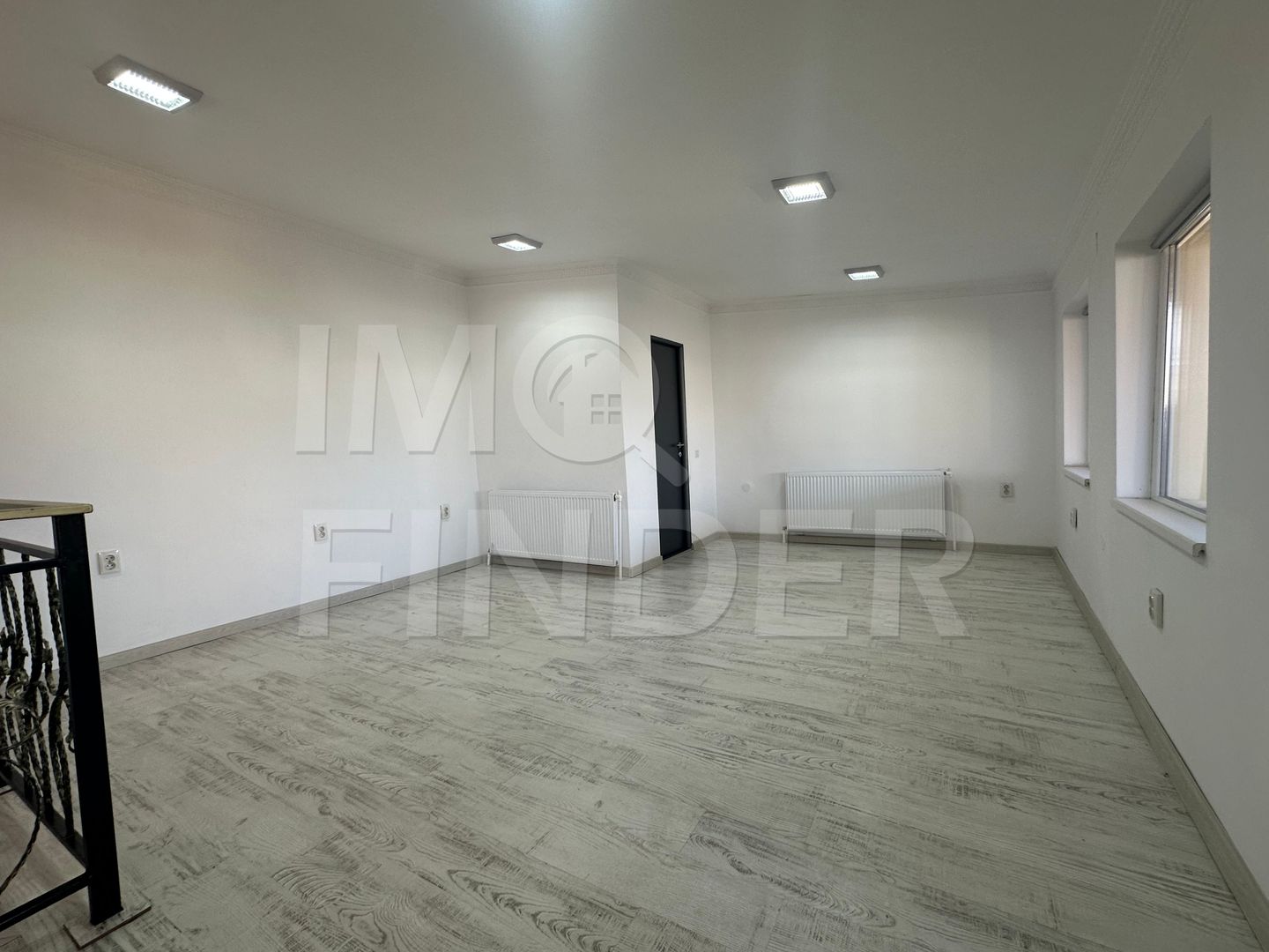 Spațiu de birouri 200 mp, 5 camere, 3 locuri de parcare subterană, Gheorgheni - Poză 1
