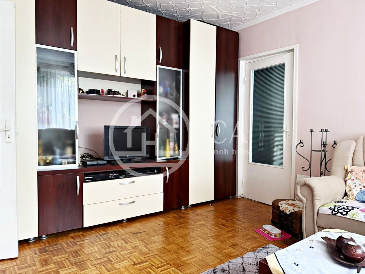 Apartament cu 2 camere de vanzare in zona Rogerius, Oradea - Poză 2