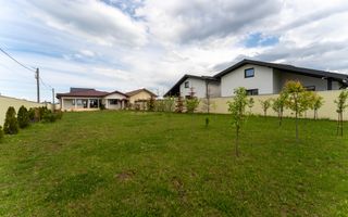 Reședință premium cu panoramă spectaculoasă si teren generos - Poză 2