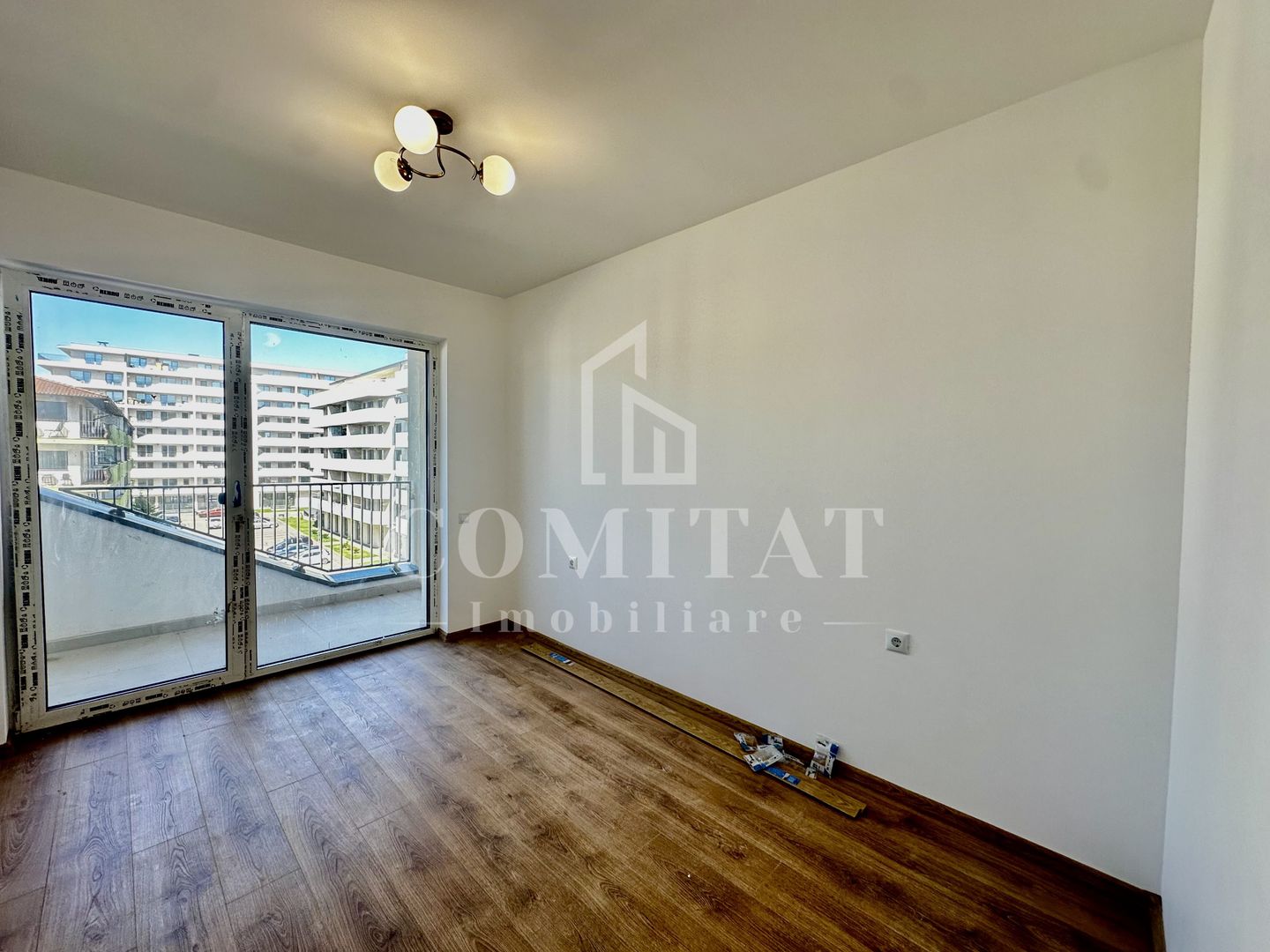 Apartament la etaj intermediar | Finisat | Eroilor - Poză 8