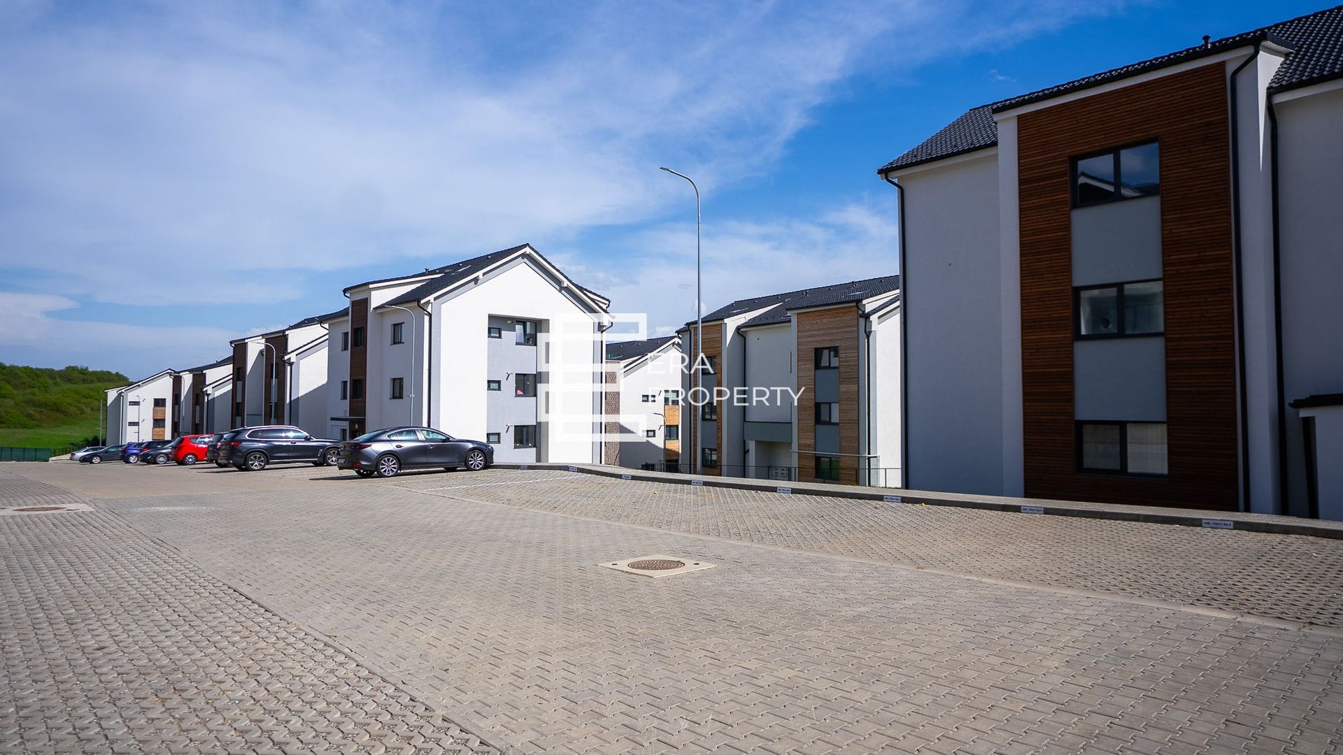 Apartament 2 camere–46 mp -priveliște superbă -DaVinci, Cristian - Poză 2