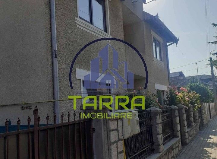 Casa de vanzare in Alba Iulia zona Centru - Poză 1