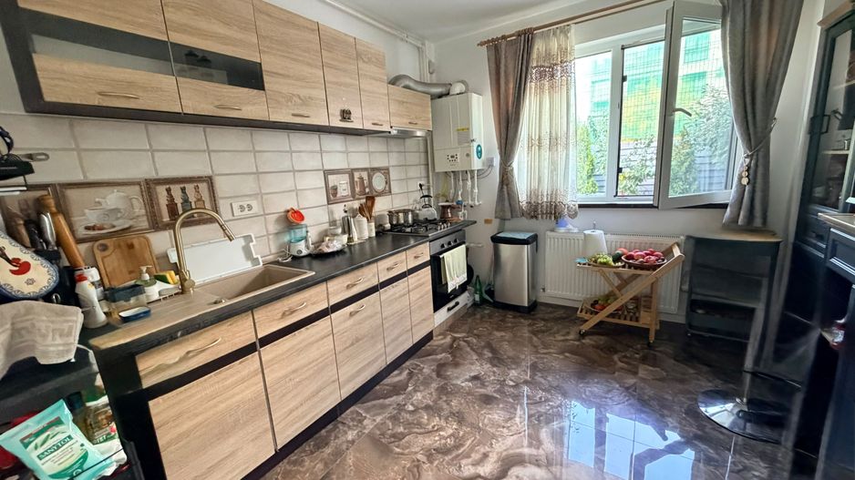 Casă / Vilă cu 4 camere de vânzare în zona Theodor Pallady - Poză 13