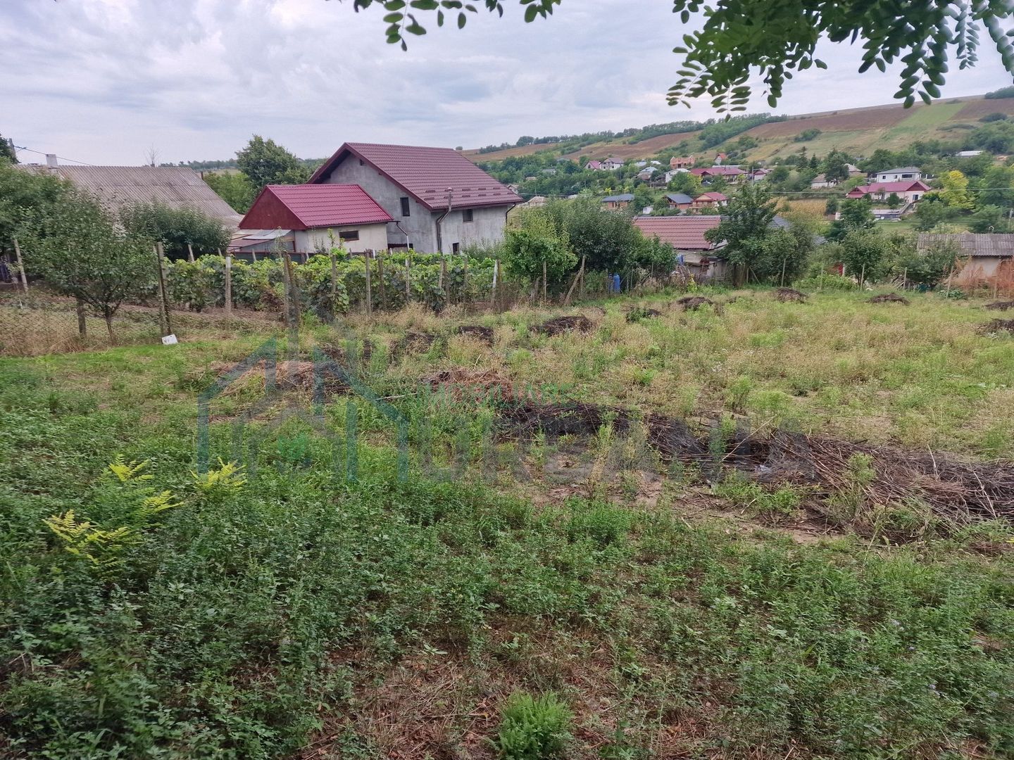 Teren de vânzare vânători - Poză 1