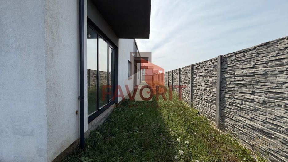 Triplex | 3 camere | Toate utilitatile | Asfalt | Parter + Mansarda | - Poză 9
