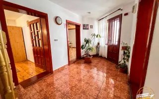 Pensiune in decor fermecator, loc de istorie si legenda, Moieciu de Jos, Bran - Poză 41