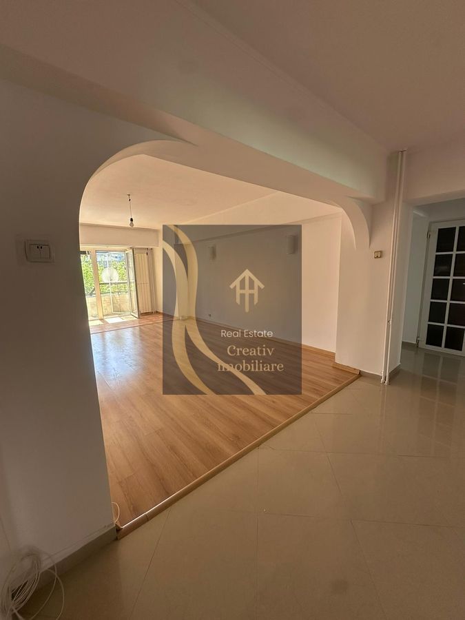 Apartament 4 camere Decebal - Poză 1