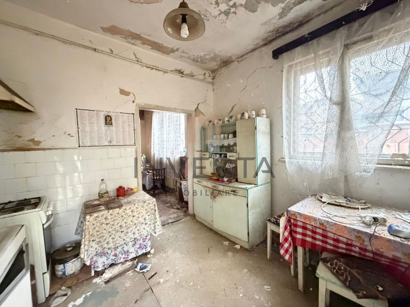 Casa de 115 mp utili pe un teren de 800 mp, zona zona Andrei Muresanu! - Poză 3