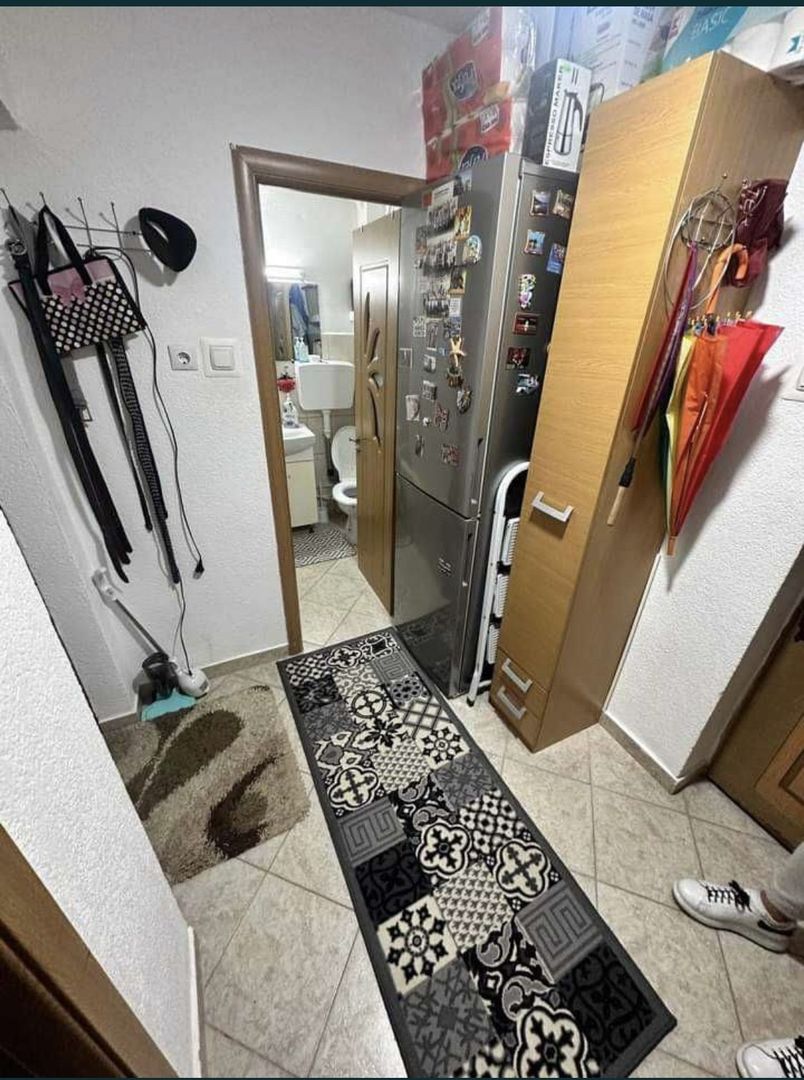 ageuropa.ro vinde ap 3 cam FINISAT 48mp etaj 3/4 în Micro 14. - Poză 8